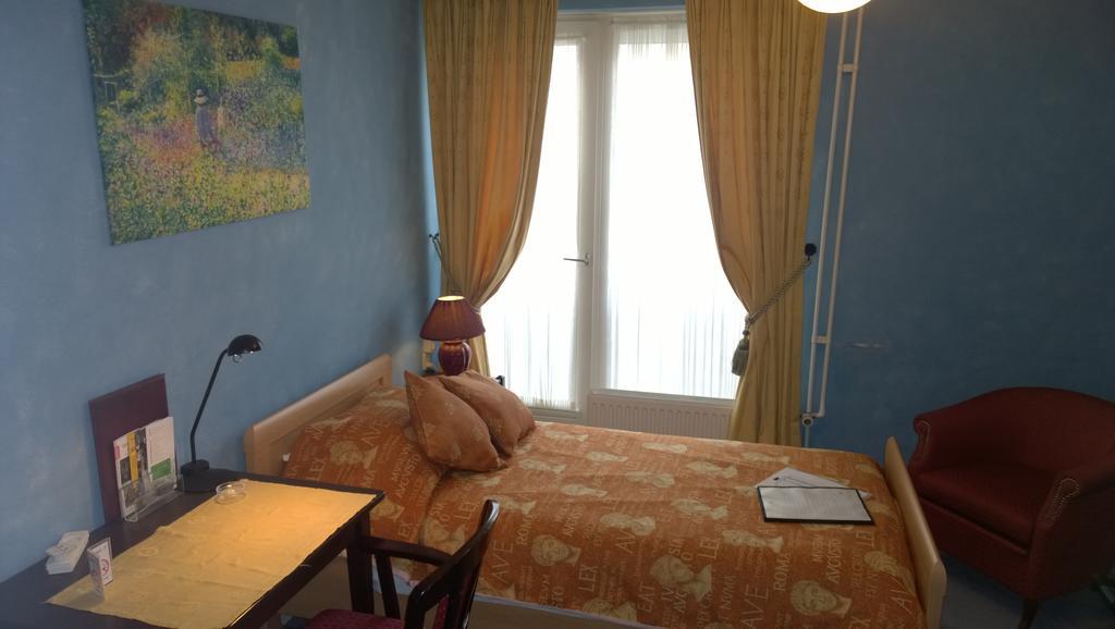 Hotel De Kroon Oirschot Szoba fotó